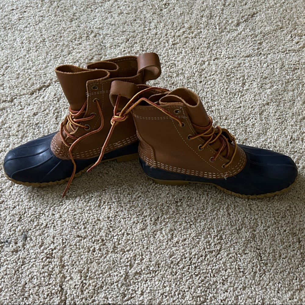 L.L. Bean Lace-Up Duck Boots - Picture 2 of 5